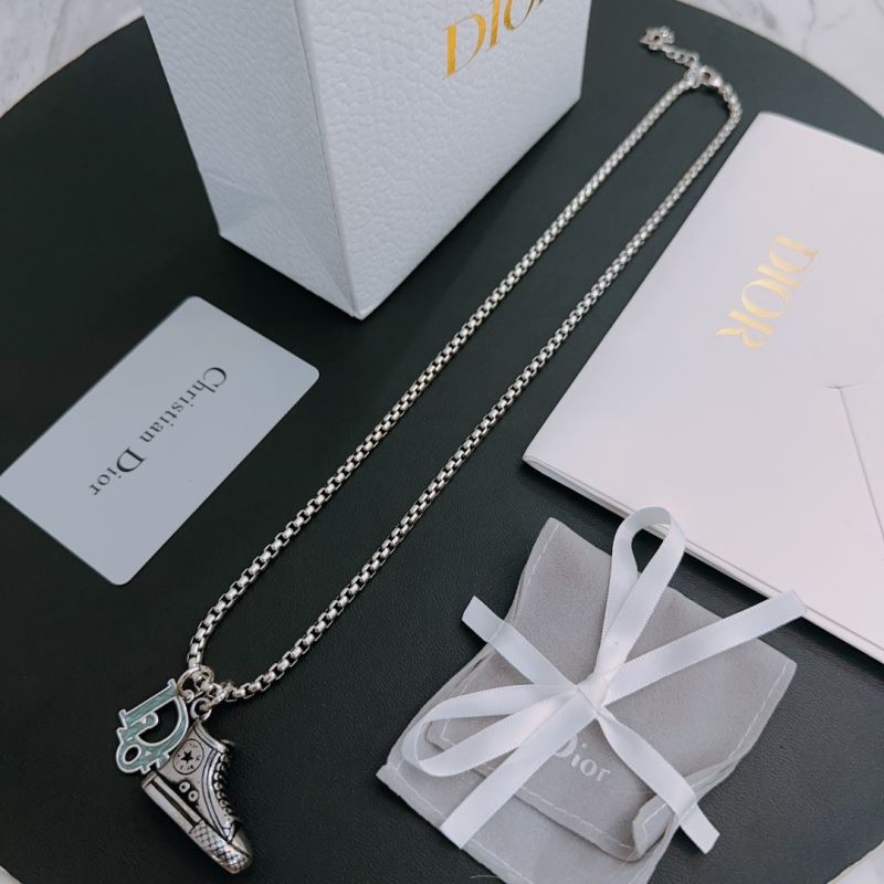 chr1st1an D10r necklaces